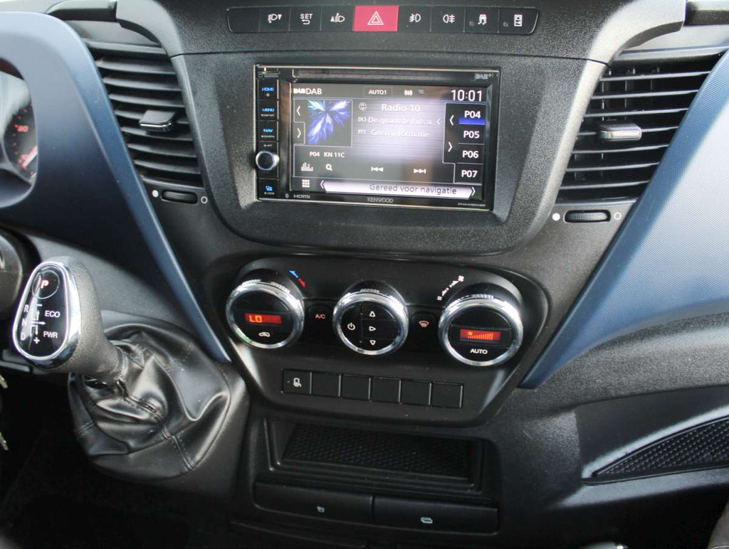 Iveco Daily 35S18V 3.0 352 Aut. Airco/Cruise/Nav Trekhaak H1L2 17