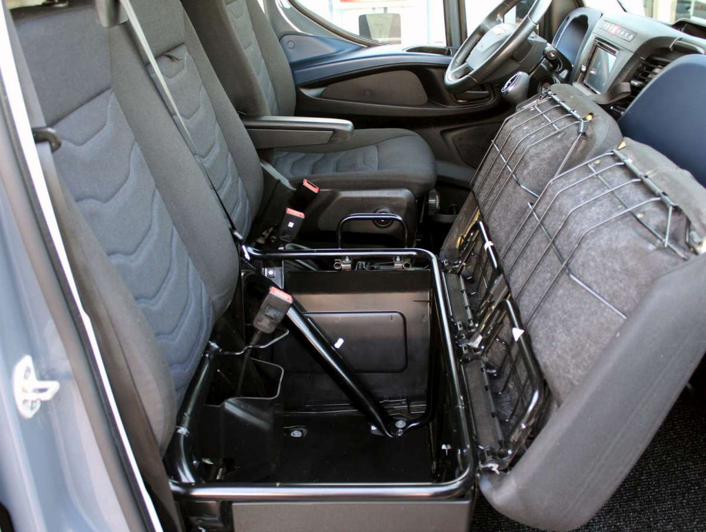 Iveco Daily 35S18V 3.0 352 Aut. Airco/Cruise/Nav Trekhaak H1L2 9