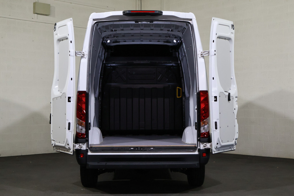 Iveco Daily 35S21 3.0 210pk Hi-Matic Automaat Luchtvering Standkachel Led 11