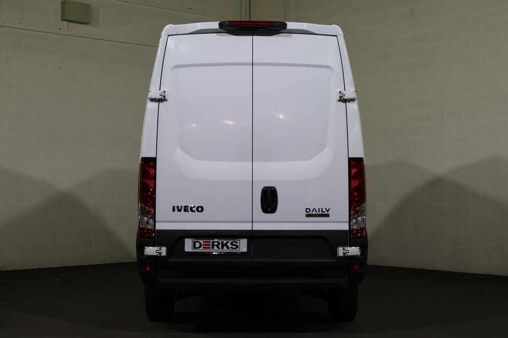 Iveco Daily 35S21 3.0 210pk Hi-Matic Automaat Luchtvering Standkachel Led 8