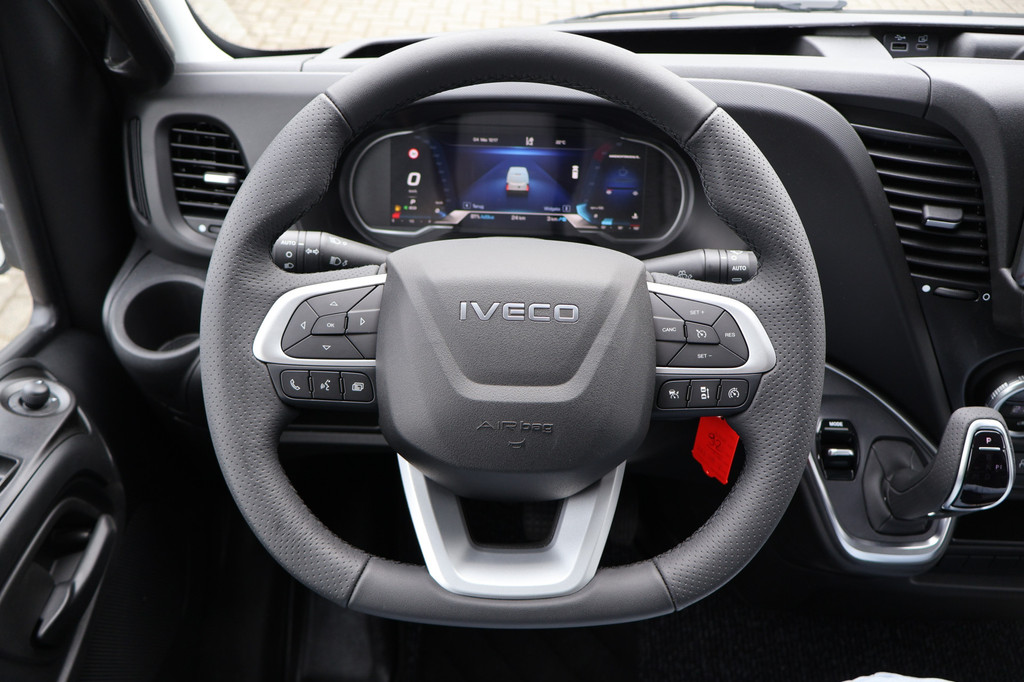 Iveco Daily 35S21 3.0 210pk Hi-Matic Automaat Navigatie Camera 17