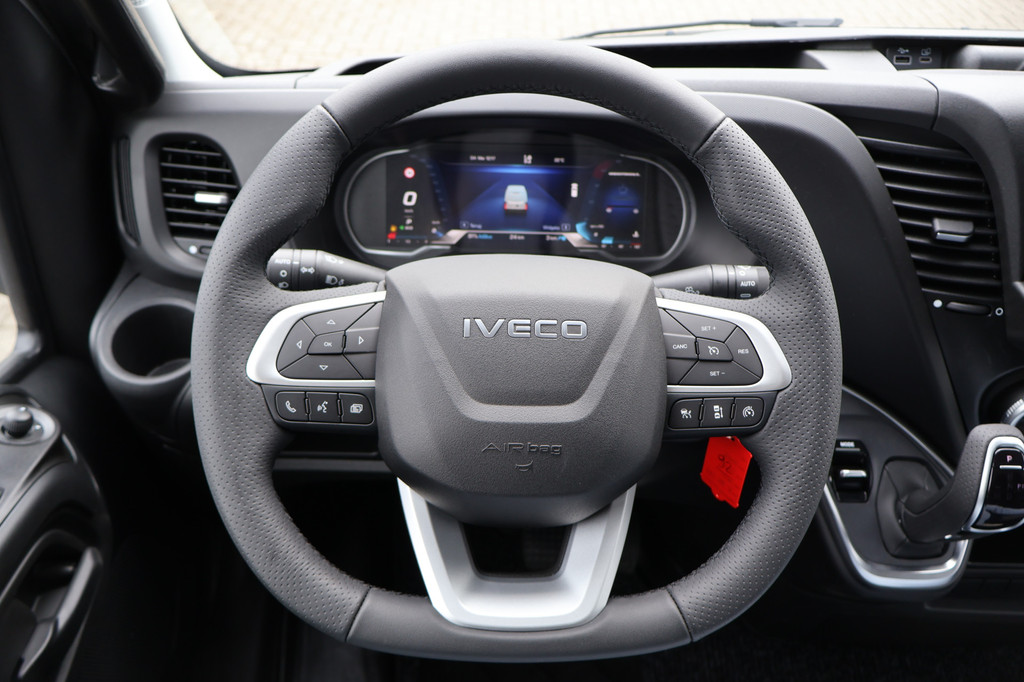 Iveco Daily 35S21 3.0 210pk Hi-Matic Automaat Navigatie Camera 18