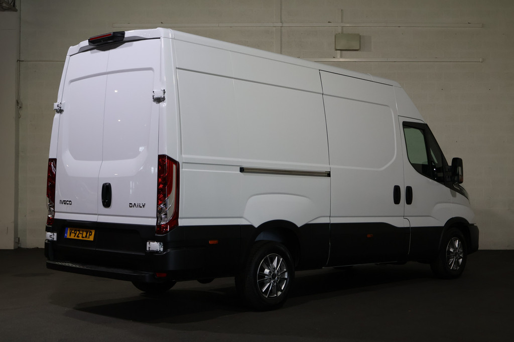 Iveco Daily 35S21 3.0 210pk Hi-Matic Automaat Navigatie Camera 9