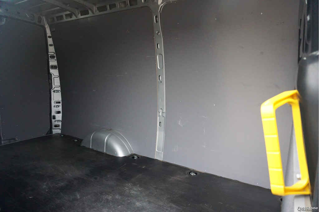 Iveco Daily 35S21 3.0 Hi-Matic L2H2 352L AUT BPM VRIJ!! Navi, Camera, Luchtvering, 3.5T Trekhaak, LED, LM!! NR. 8