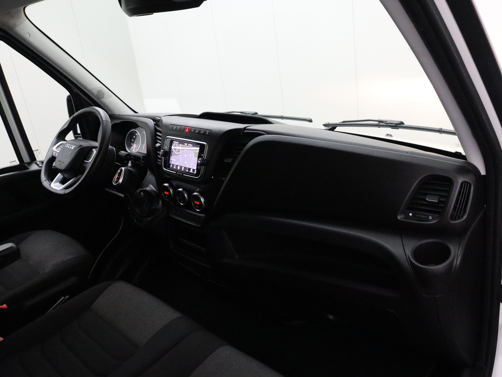 Iveco Daily 35S21 3.0Ltr Hi-Matic Automaat L3H2 Maxi | Navigatie | Camera | 3-Persoons | Airco | Cruise 20