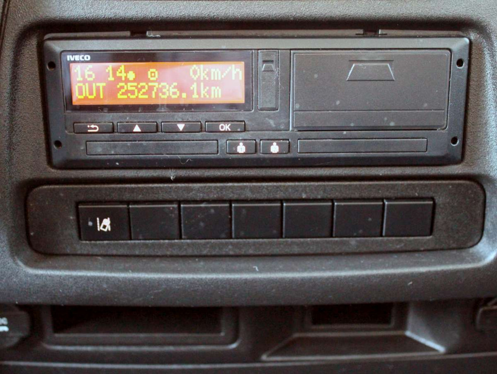 Iveco Daily 40C15 3.0 410 Bakwagen Laadklep XL/Dubbellucht/Zijdeur 17