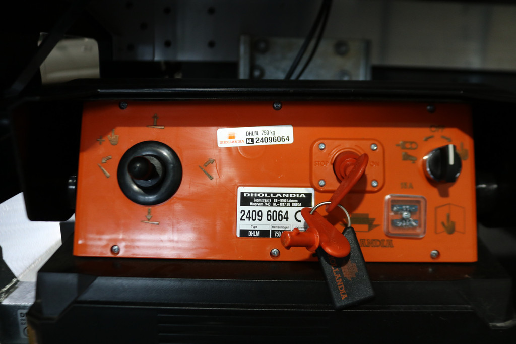 Iveco Daily 40C18 3.0 Bakwagen met Laadklep Automaat (Nieuw Model) 16