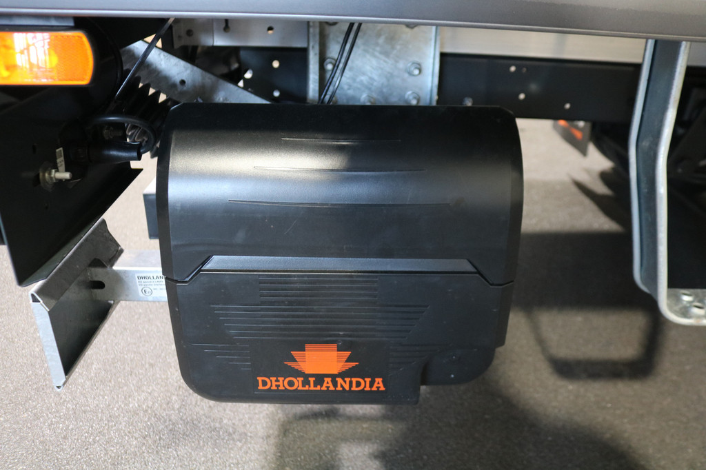 Iveco Daily 40C18 3.0 Bakwagen met Laadklep Automaat (Nieuw Model) 19