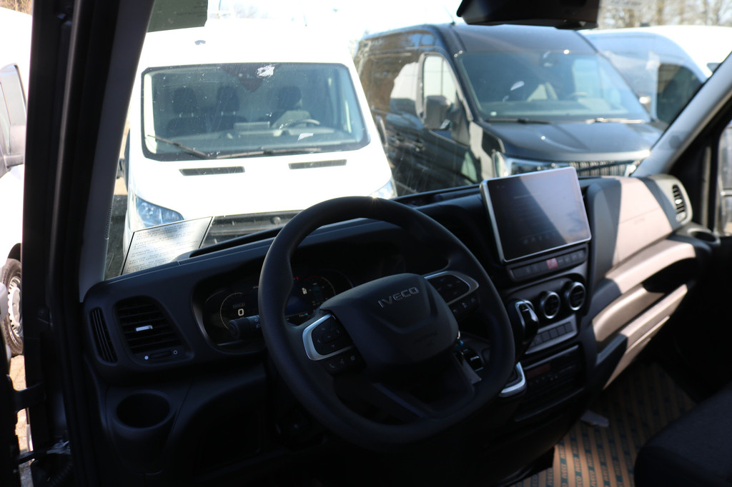 Iveco Daily 40C18 3.0 Bakwagen met Laadklep Automaat (Nieuw Model) 20