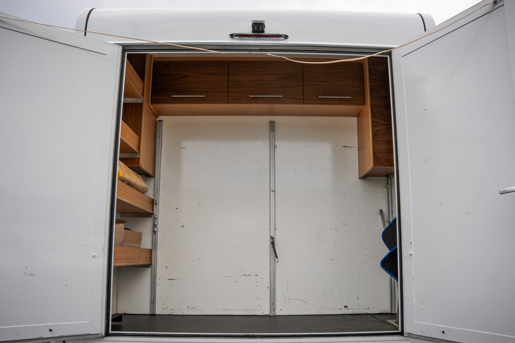 Iveco Daily 40C18 3.0L 180PK | Camperkandidaat | 1ste Eigenaar | Automaat | Euro 6 | Camera | 3.5T Trekgewicht 10