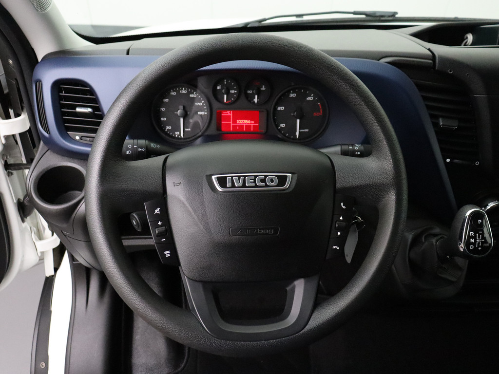 Iveco Daily 40C18 Hi-Matic Automaat Koel/Vries Bakwagen | 12/220V | Dag-nacht aansluiting | 3-Persoons 14