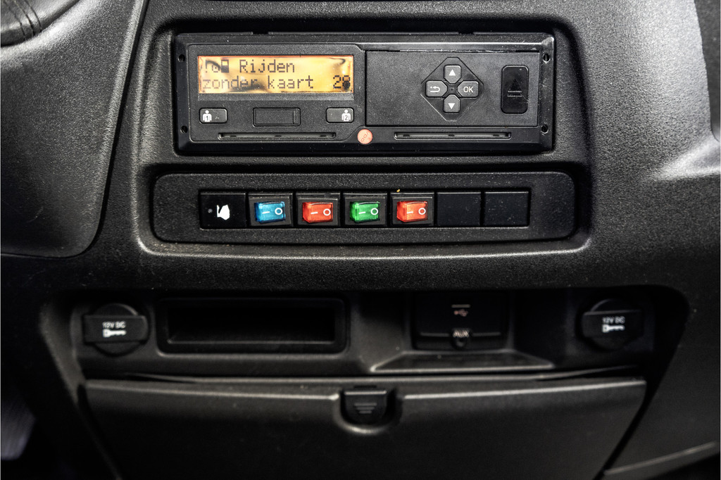 Iveco Daily 40C21 3.0L | BE-Trekker | 8.2T | Climate | Cruise 14