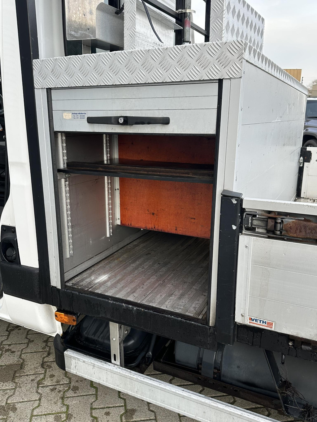 Iveco Daily 50C14N 3.0 375 openlaadbak met kraan Hiab 14