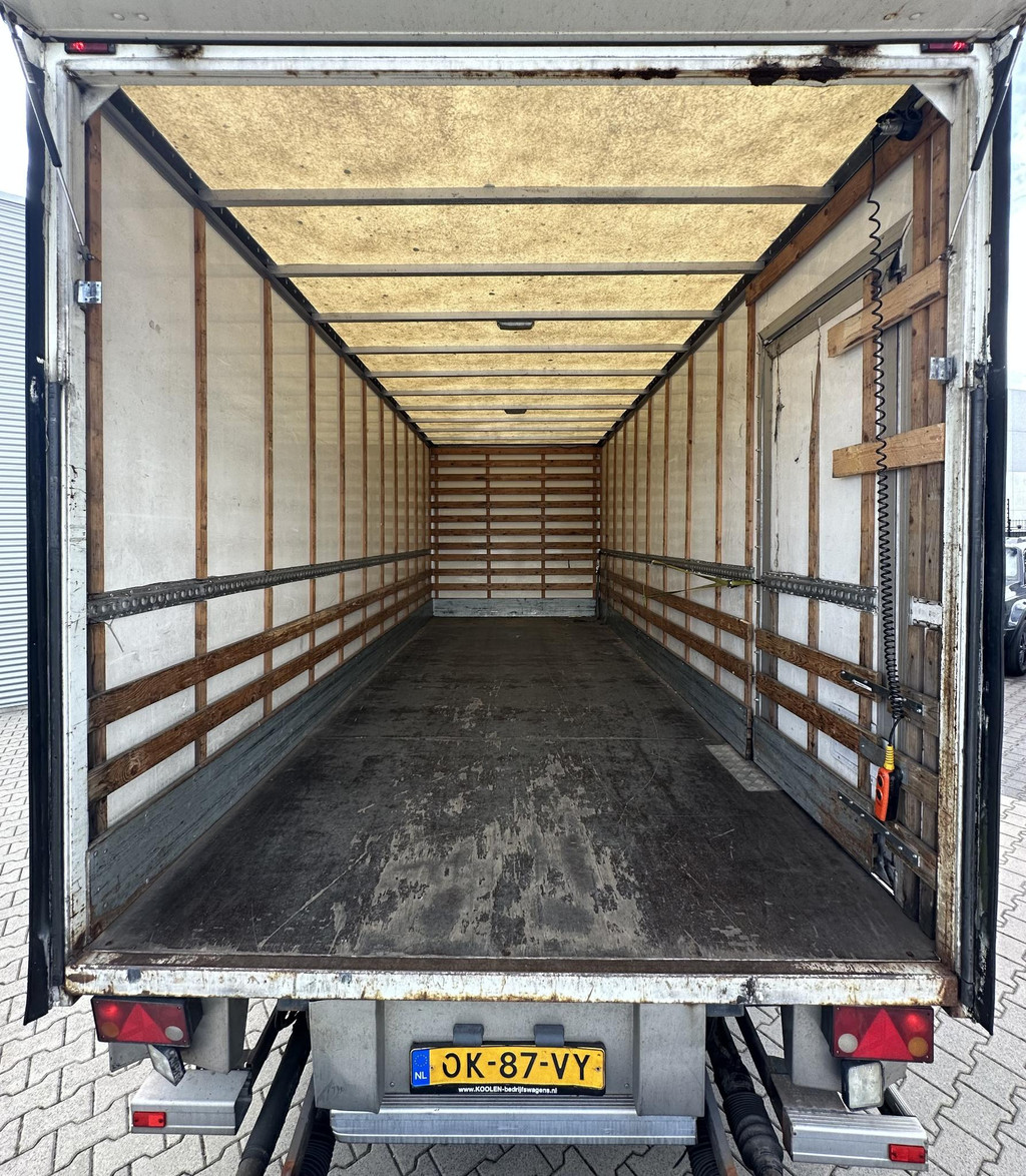 Iveco Daily 50C18 3.0 435 BE Combi met laadklep airco 9