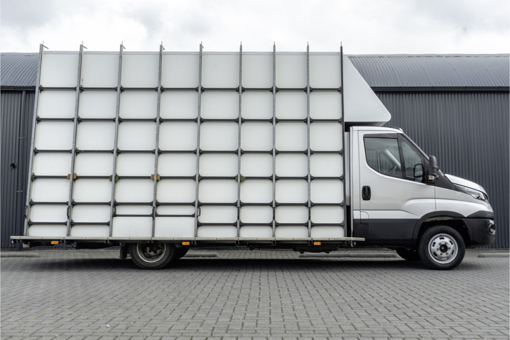 Iveco Daily 50C18 | Glasresteel | Automaat | 180 PK | Camera | Navigatie | Cruise | Airco | Tachograaf | Euro 6 7