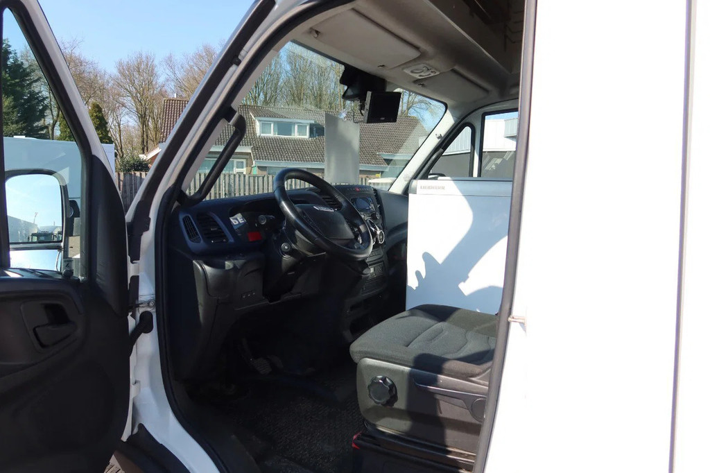 Iveco Daily 72 C 18 Verkoopwagen. Prijs 24.500,-- euro ex. 12