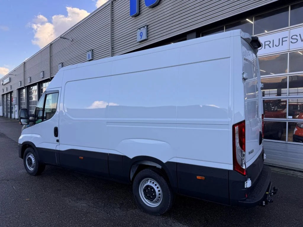 Iveco Daily Electric 38S14V 74 kW L3 H2 5