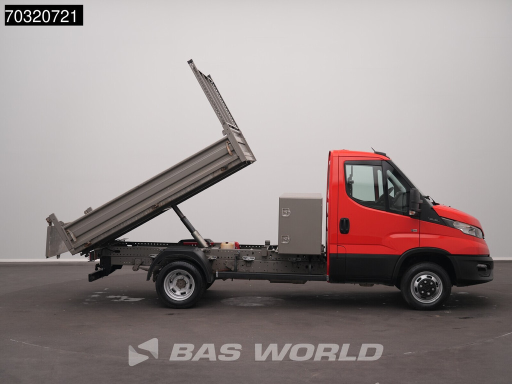 Iveco Daily 35C12 Kipper met Kist Dubbellucht 3,5t Trekhaak Airco Cruise Euro6 Tipper Benne Kieper Airco Trekhaak Cruise control 8