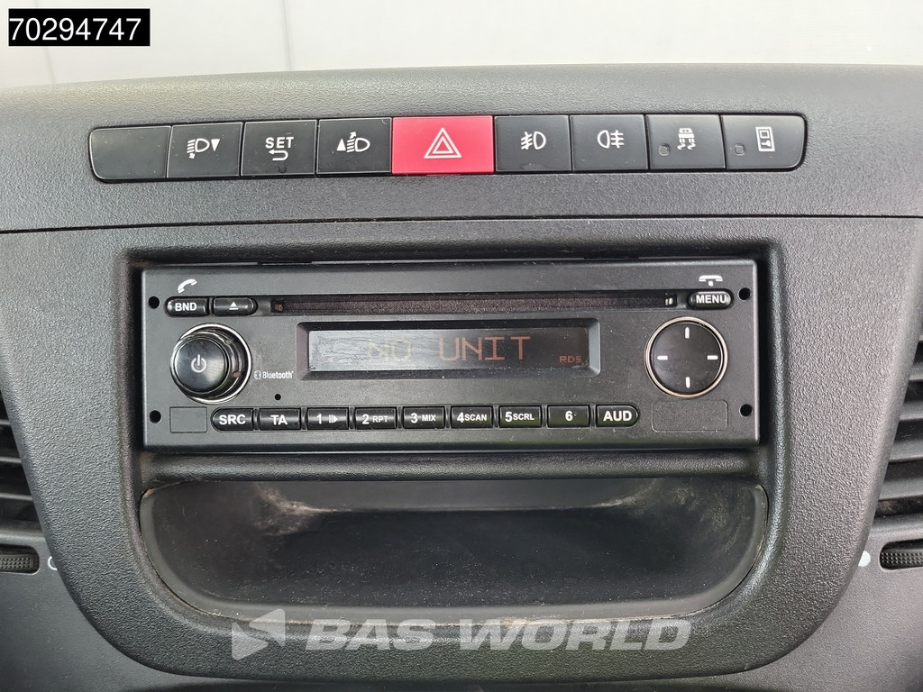 Iveco Daily 35C13 Kipper Dubbellucht 3,5t Trekhaak Airco Cruise Euro6 Tipper Benne Kieper 2m3 Airco Trekhaak Cruise control 12