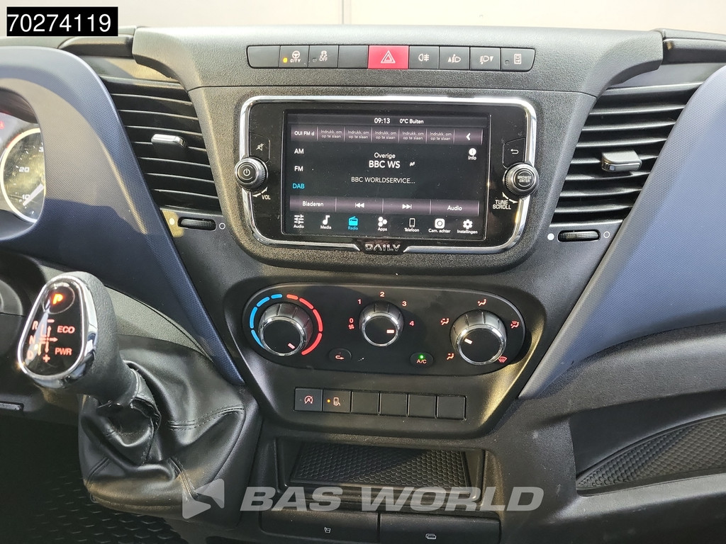 Iveco Daily 35C14 Automaat XXL 530cm Bakwagen Luchtvering Camera Airco Cruise Meubelbak Plancher Verkoopwagen Foodtruck 29m3 Airco Cruise control 10