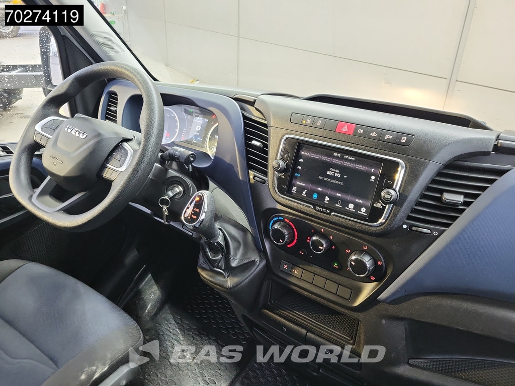 Iveco Daily 35C14 Automaat XXL 530cm Bakwagen Luchtvering Camera Airco Cruise Meubelbak Plancher Verkoopwagen Foodtruck 29m3 Airco Cruise control 9
