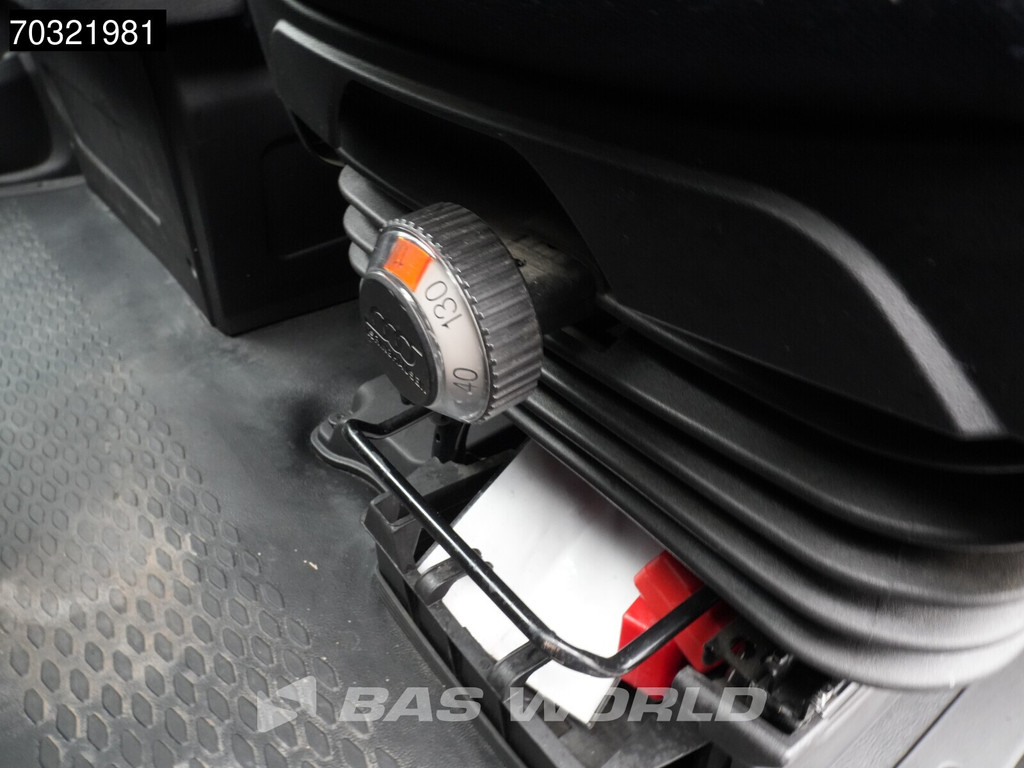Iveco Daily 35C14 DHollandia Laadklep Dubbellucht Bakwagen Airco Cruise Euro6 Meubelbak Koffer Airco Cruise control 16