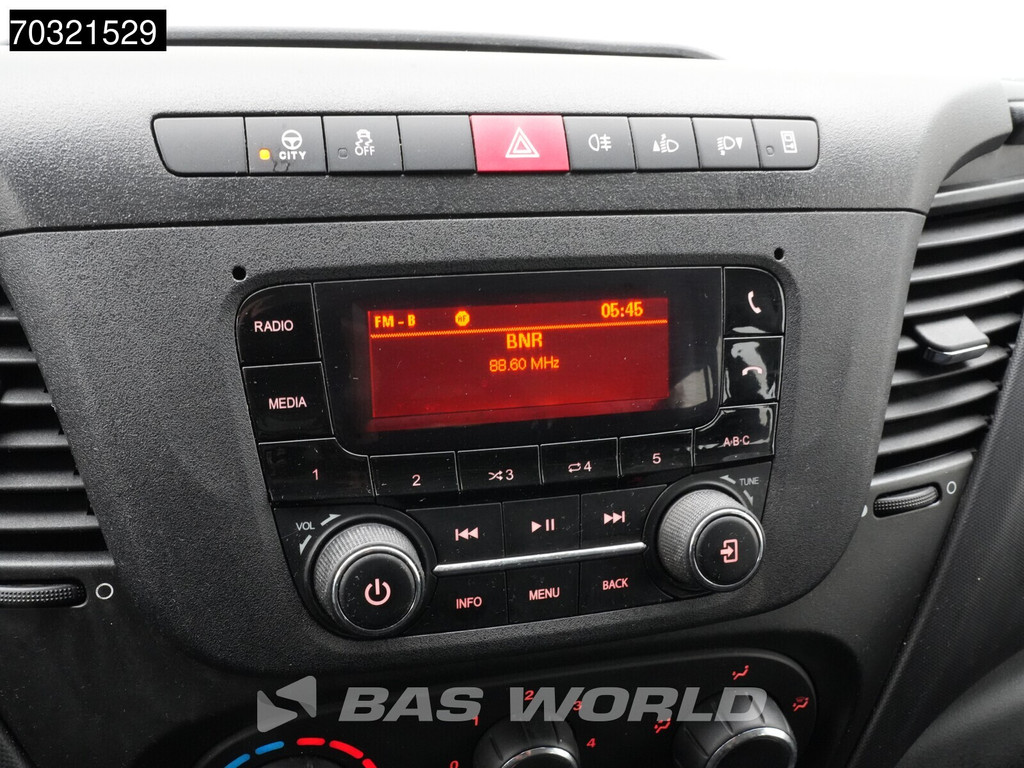Iveco Daily 35C14 Dubbel Cabine Open Laadbak Huif Dubbellucht Airco 3,5t Trekgewicht Euro6 Prtische Pickup Open Airco 13