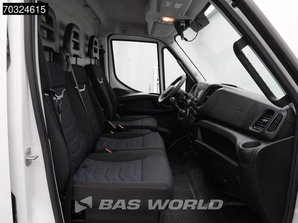 Iveco Daily 35C14 Dubbellucht L2H2 3,5t Trekhaak Airco Cruise Camera Euro6 L2 Airco Trekhaak Cruise control 14