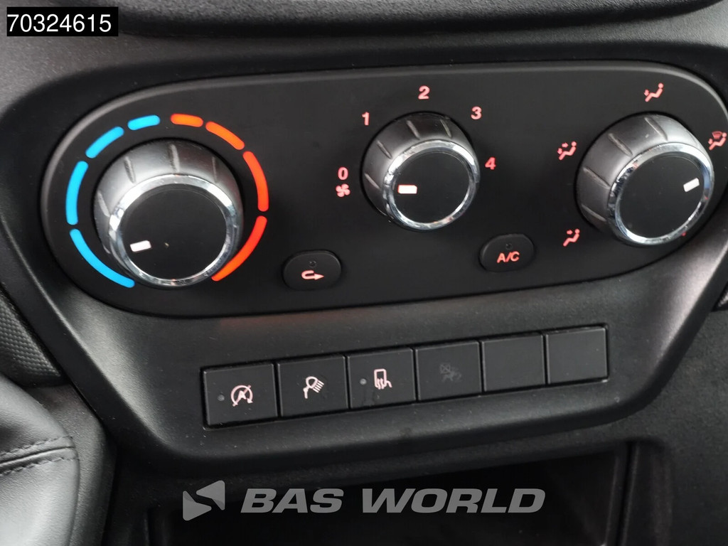 Iveco Daily 35C14 Dubbellucht L2H2 3,5t Trekhaak Airco Cruise Camera Euro6 L2 Airco Trekhaak Cruise control 18