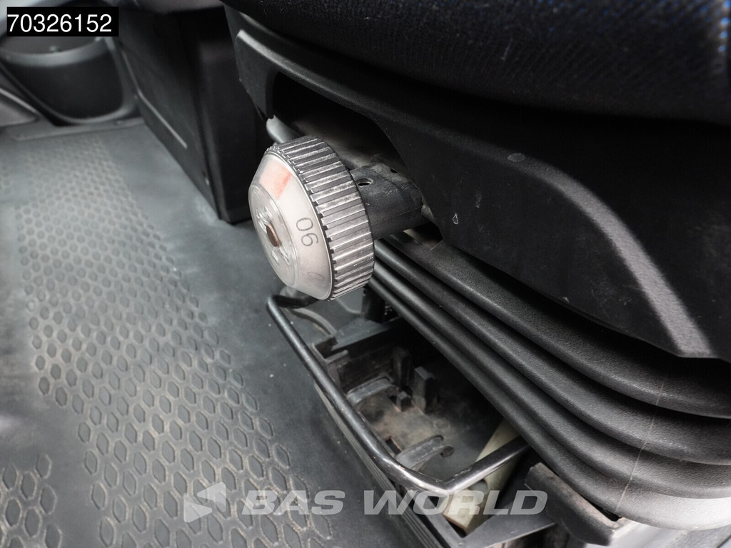 Iveco Daily 35C14 Dubbellucht L2H2 3,5t Trekhaak Airco Cruise Euro6 L2 Airco Trekhaak Cruise control 18