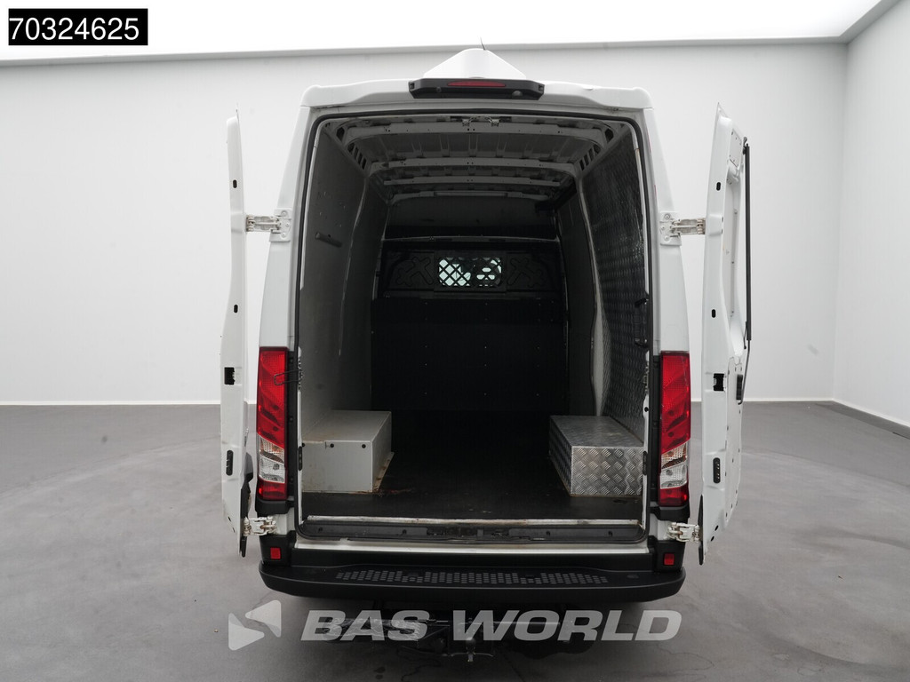 Iveco Daily 35C14 Dubbellucht L2H2 3,5t Trekhaak Airco Cruise Euro6 L2 Airco Trekhaak Cruise control 8