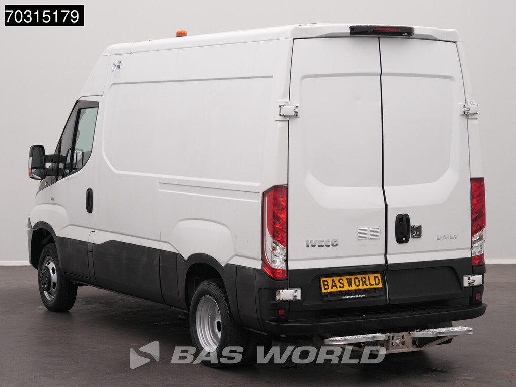 Iveco Daily 35C14 Dubbellucht L2H2 Airco Cruise Camera Werkplaatsinrichting 3,5t Trekgewicht Euro6 L2 Airco Cruise control 8