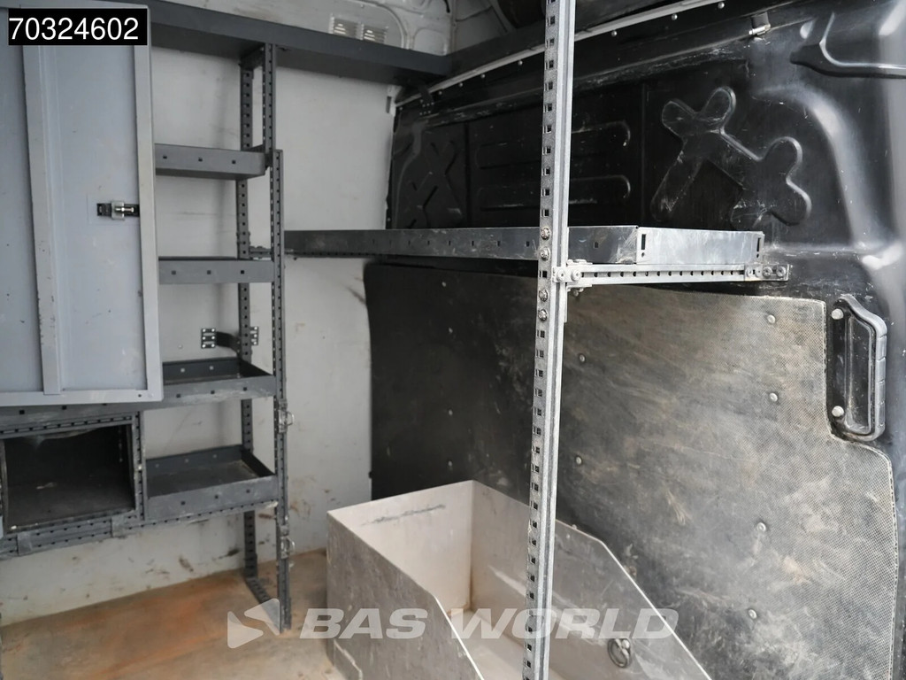 Iveco Daily 35C14 Euro6 L2H2 Dubbellucht 3.5t trekhaak Camera Airco Cruise Airco Trekhaak Cruise control 13