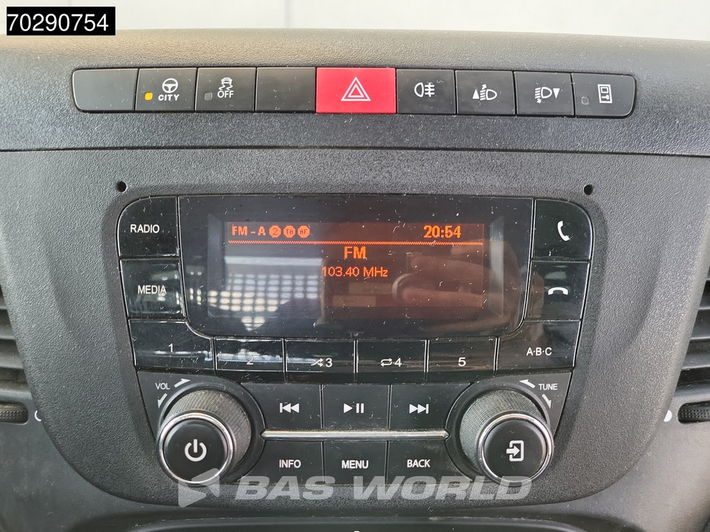 Iveco Daily 35C14 Kipper Dubbellucht 3,5t Trekhaak Airco Cruise Euro6 Tipper Benne Kieper 2m3 Airco Trekhaak Cruise control 19