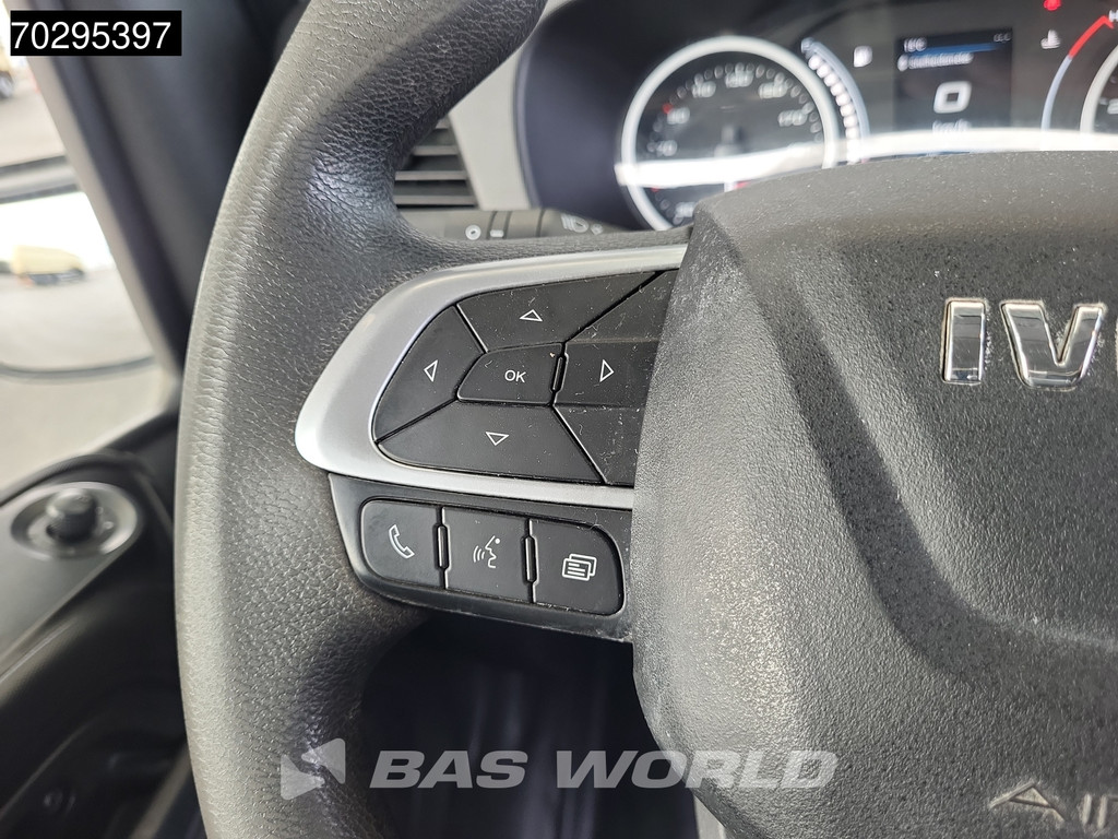 Iveco Daily 35C14 Kipper met Kist 3500kg trekhaak Airco Cruise Benne Tipper Kieper 2m3 Airco Trekhaak Cruise control 17