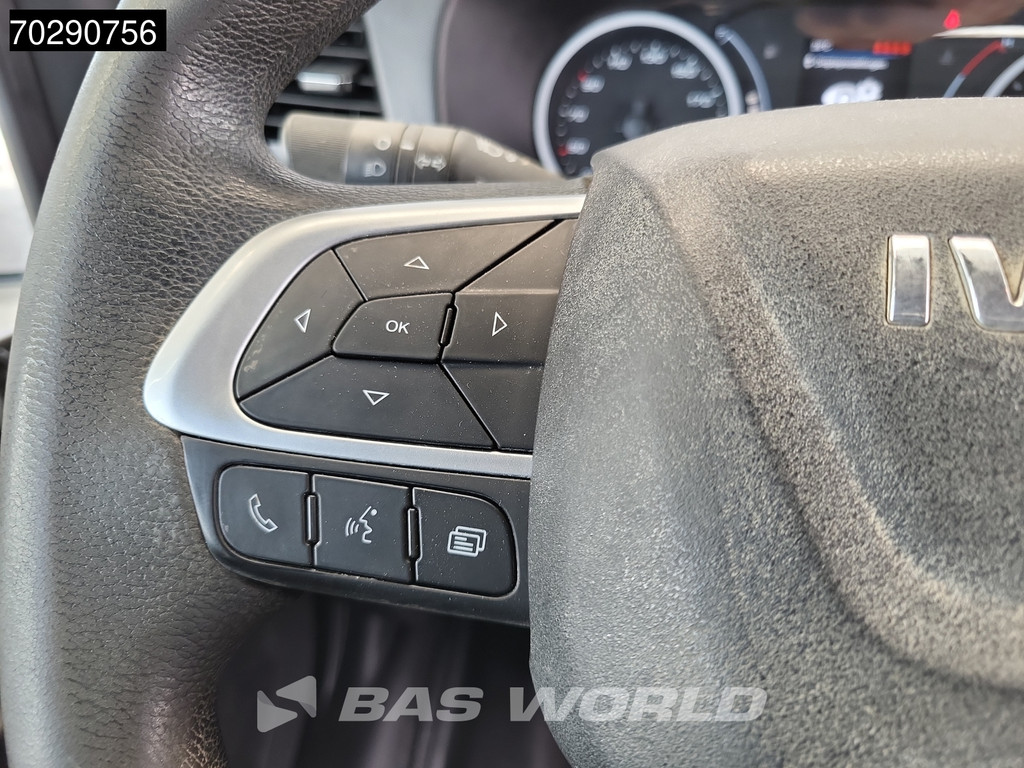 Iveco Daily 35C14 Kipper met Kist Dubbel Cabine Dubbellucht 3,5t Trekhaak Airco Cruise Euro6 Kieper Tipper Benne 2m3 Airco Trekhaak Cruise control 18