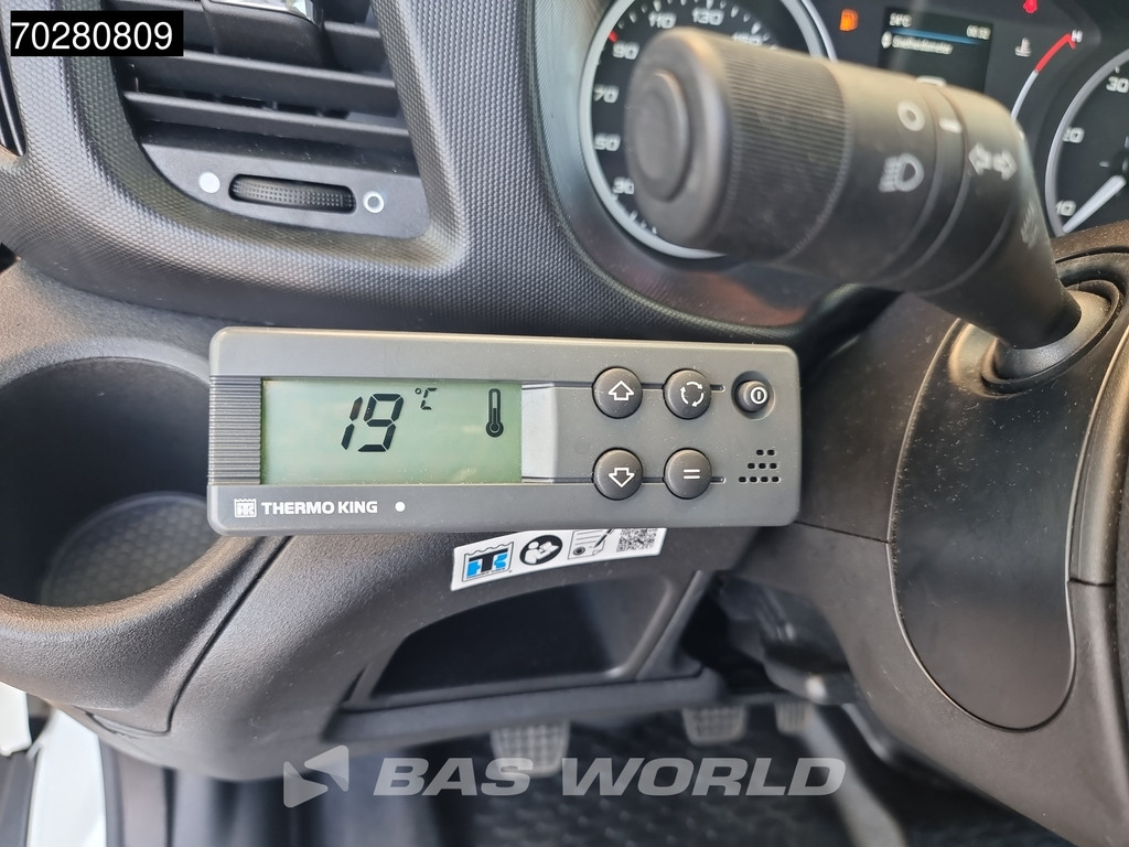 Iveco Daily 35C14 Vriezer Koelwagen Laadklep Zijdeur Dubbellucht Thermo King V-300 MAX Airco Cruise Vries Vriezer Koel Koeler Kühl Kühlwagen Frigo Airco Cruise control 17