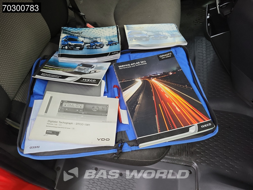 Iveco Daily 35C15 3.0L Luchtvering 2x Schuifdeur Dubbellucht L2H2 3,5t Trekhaak Cruise Parkeersensoren Euro6 L2 Trekhaak Cruise control 21