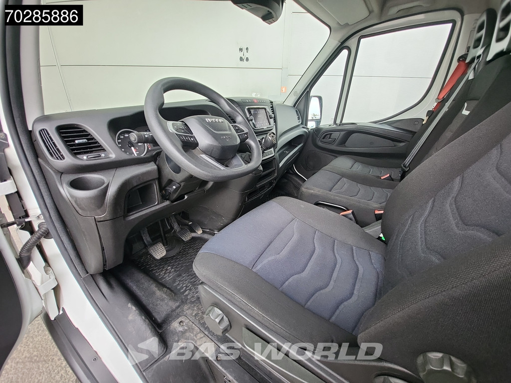 Iveco Daily 35C16 3.0L Bakwagen Laadklep Zijdeur Camera Airco Cruise Koffer Meubelbak 20m3 Airco Cruise control 14