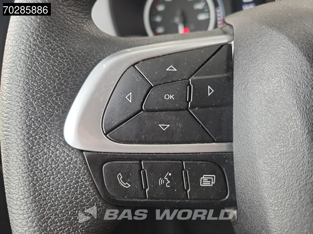 Iveco Daily 35C16 3.0L Bakwagen Laadklep Zijdeur Camera Airco Cruise Koffer Meubelbak 20m3 Airco Cruise control 20