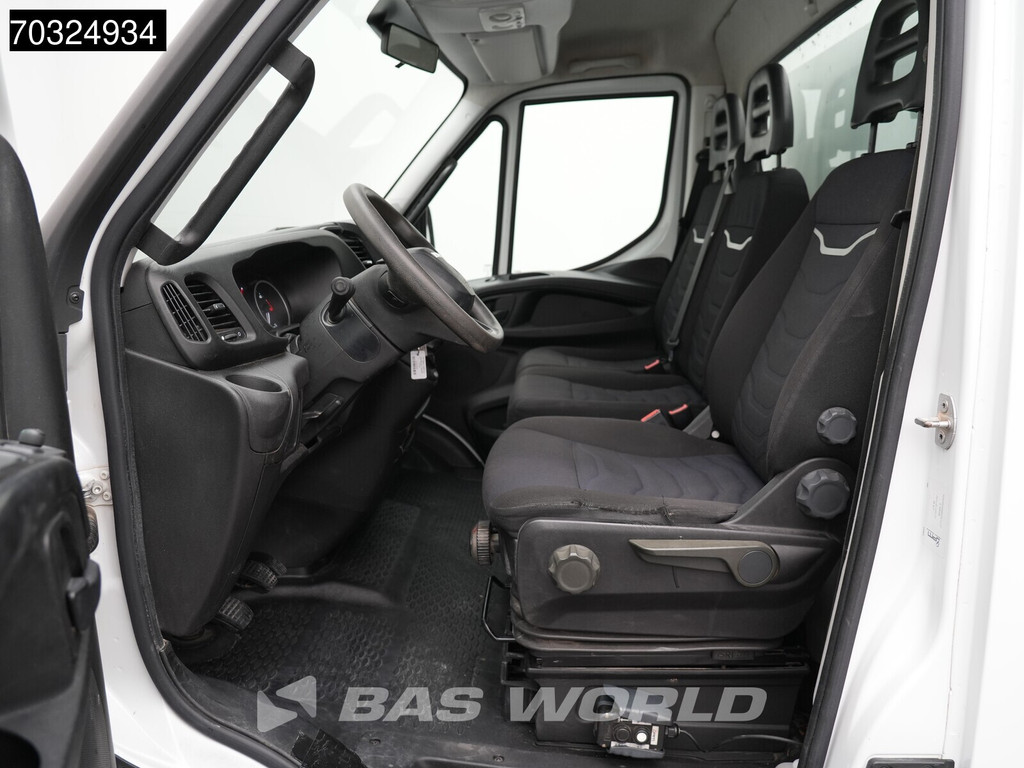 Iveco Daily 35C16 3.0L Kipper Dubbellucht 3,5t Trekhaak Navi Airco Cruise Camera Euro6 Kieper Airco Trekhaak Cruise control 12