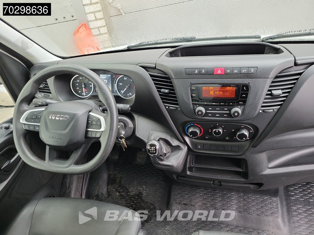 Iveco Daily 35C16 3.0L Kipper met Kist 3.5t trekhaak Tipper Benne Airco Cruise Euro6 Airco Trekhaak Cruise control 11
