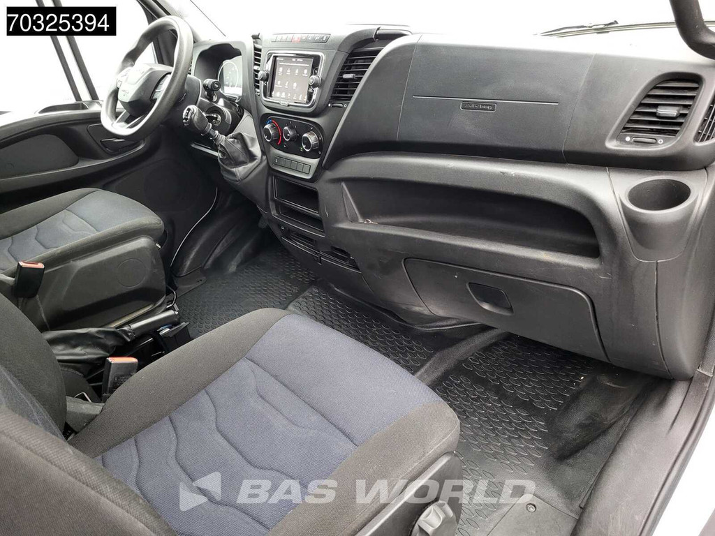Iveco Daily 35C16 3.0L Kipper met Kist Dubbel Cabine Dubbellucht 3,5t Trekhaak Navi Airco Cruise Camera Euro6 Tipper Benne Kieper Airco Trekhaak Cruise control 13