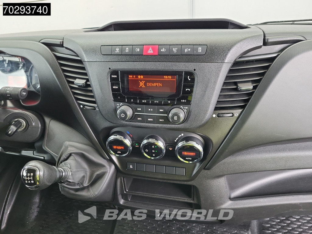 Iveco Daily 35C16 3.0L Laadklep 160PK Dubbellucht Bakwagen Airco Cruise Euro6 Meubelbak Koffer 20m3 Airco Cruise control 14