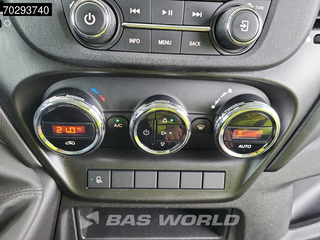 Iveco Daily 35C16 3.0L Laadklep 160PK Dubbellucht Bakwagen Airco Cruise Euro6 Meubelbak Koffer 20m3 Airco Cruise control 15