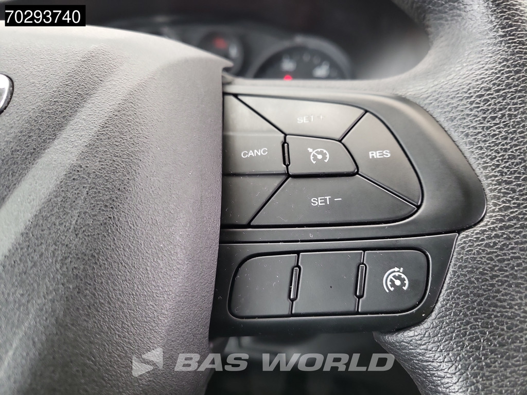 Iveco Daily 35C16 3.0L Laadklep 160PK Dubbellucht Bakwagen Airco Cruise Euro6 Meubelbak Koffer 20m3 Airco Cruise control 19