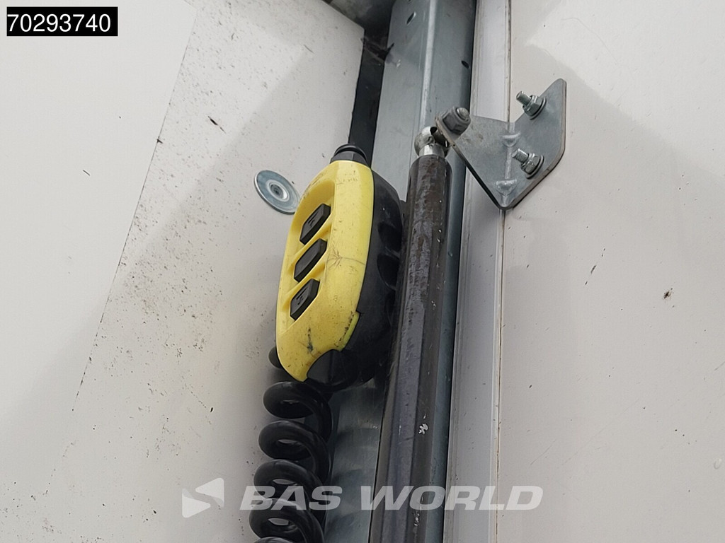 Iveco Daily 35C16 3.0L Laadklep 160PK Dubbellucht Bakwagen Airco Cruise Euro6 Meubelbak Koffer 20m3 Airco Cruise control 9