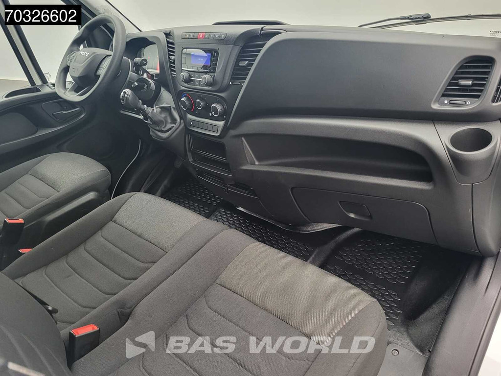 Iveco Daily 35C16 3.0L Laadklep Dubbellucht 160PK Bakwagen Airco Cruise Euro6 Meubelbak Koffer Airco Cruise control 15