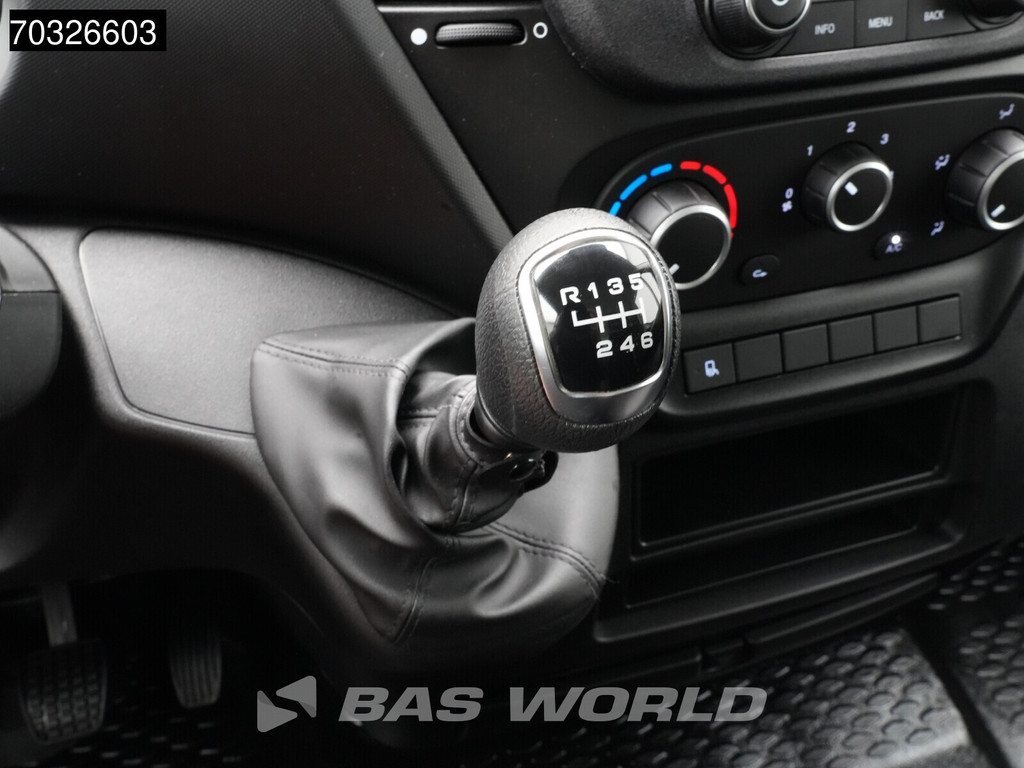 Iveco Daily 35C16 3.0L Laadklep Dubbellucht 160PK Bakwagen Airco Cruise Euro6 Meubelbak Koffer Airco Cruise control 18