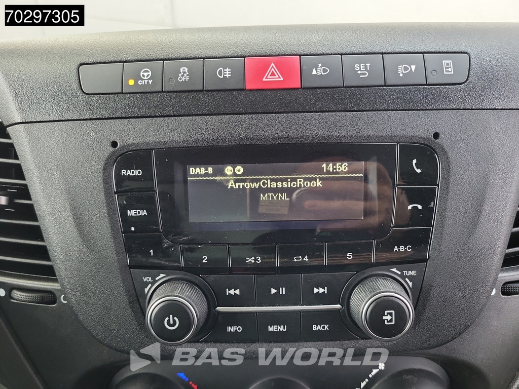 Iveco Daily 35C16 3.0L Laadklep Dubbellucht Bakwagen 160PK Airco Cruise DHollandia Euro6 Meubelbak Koffer Airco Cruise control 12